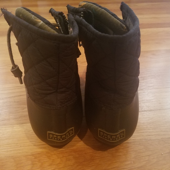 Sperry duckboots - Picture 3 of 3